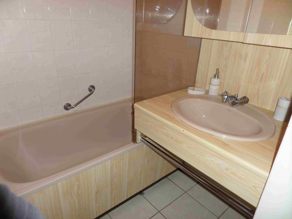 Appartements Les Balcons Du Soleil Font-Romeu-Odeillo-Via Zimmer foto